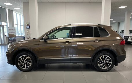 Volkswagen Tiguan II, 2018 год, 2 550 000 рублей, 2 фотография