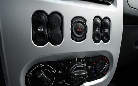 Renault Sandero I, 2013 год, 710 000 рублей, 14 фотография
