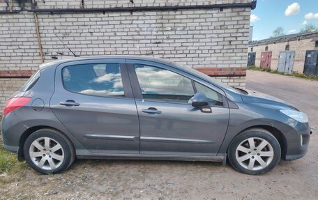 Peugeot 308 II, 2010 год, 188 000 рублей, 4 фотография