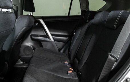 Toyota RAV4, 2017 год, 2 498 898 рублей, 10 фотография