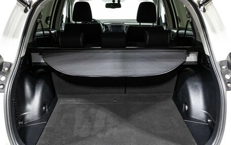 Toyota RAV4, 2017 год, 2 498 898 рублей, 15 фотография