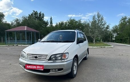 Toyota Ipsum II, 1997 год, 550 000 рублей, 1 фотография