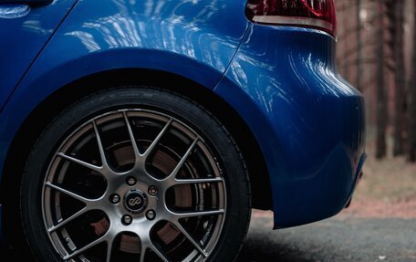 Volkswagen Golf R VII, 2011 год, 2 700 000 рублей, 2 фотография