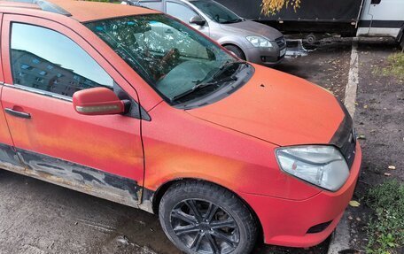 Geely MK Cross I, 2012 год, 240 000 рублей, 6 фотография
