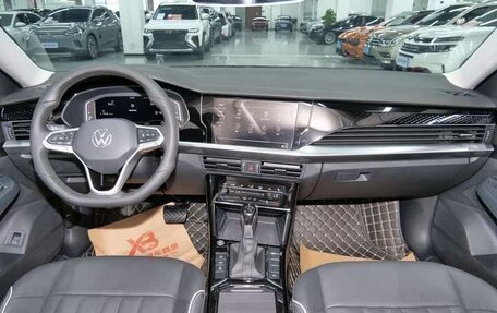 Volkswagen Passat B8 рестайлинг, 2022 год, 2 190 000 рублей, 11 фотография