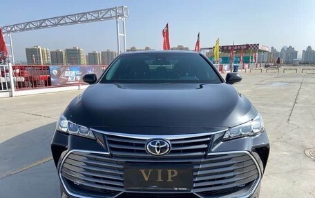 Toyota Avalon, 2022 год, 2 950 000 рублей, 2 фотография