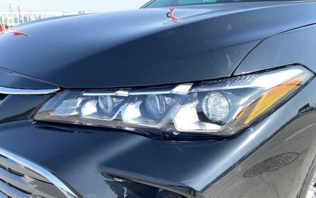 Toyota Avalon, 2022 год, 2 950 000 рублей, 4 фотография