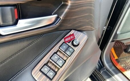 Toyota Avalon, 2022 год, 2 950 000 рублей, 7 фотография