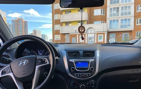 Hyundai Solaris II рестайлинг, 2013 год, 910 000 рублей, 8 фотография