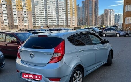 Hyundai Solaris II рестайлинг, 2013 год, 910 000 рублей, 3 фотография