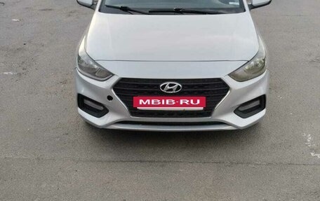 Hyundai Solaris II рестайлинг, 2018 год, 840 000 рублей, 13 фотография