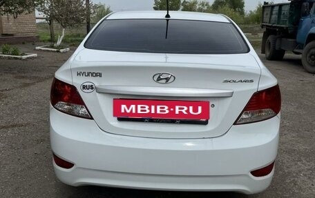 Hyundai Solaris II рестайлинг, 2014 год, 700 000 рублей, 6 фотография