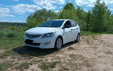 Hyundai Solaris II рестайлинг, 2014 год, 1 100 000 рублей, 3 фотография