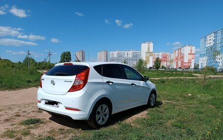 Hyundai Solaris II рестайлинг, 2014 год, 1 100 000 рублей, 2 фотография