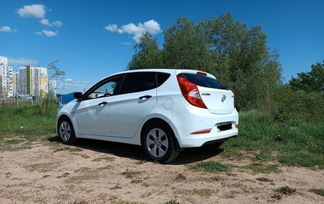 Hyundai Solaris II рестайлинг, 2014 год, 1 100 000 рублей, 4 фотография