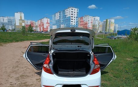 Hyundai Solaris II рестайлинг, 2014 год, 1 100 000 рублей, 7 фотография