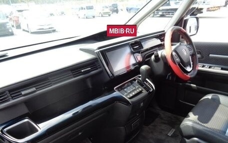 Honda Stepwgn IV, 2016 год, 1 260 888 рублей, 13 фотография