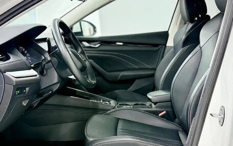 Skoda Octavia IV, 2022 год, 1 690 000 рублей, 13 фотография