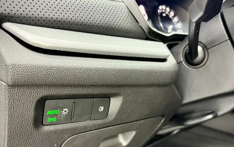 Skoda Octavia IV, 2022 год, 1 690 000 рублей, 18 фотография