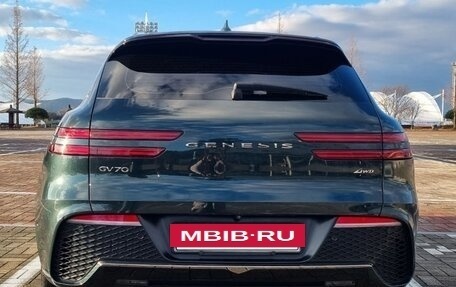 Genesis GV70, 2021 год, 3 490 000 рублей, 4 фотография