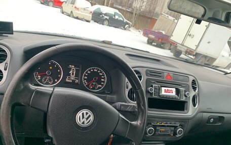 Volkswagen Tiguan I, 2010 год, 830 000 рублей, 5 фотография