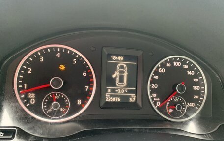 Volkswagen Tiguan I, 2010 год, 830 000 рублей, 4 фотография