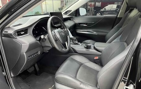 Toyota Venza, 2022 год, 3 600 000 рублей, 5 фотография