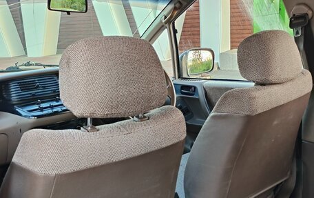 Toyota Estima III рестайлинг -2, 1993 год, 288 000 рублей, 25 фотография