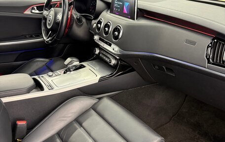 KIA Stinger I, 2018 год, 3 300 000 рублей, 15 фотография