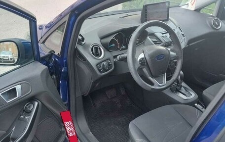 Ford Fiesta, 2015 год, 600 000 рублей, 9 фотография