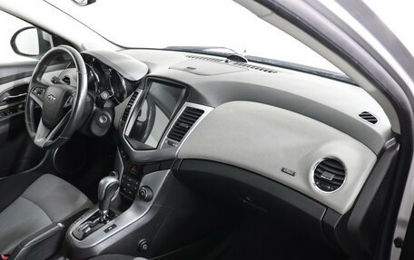 Chevrolet Cruze II, 2011 год, 599 000 рублей, 6 фотография