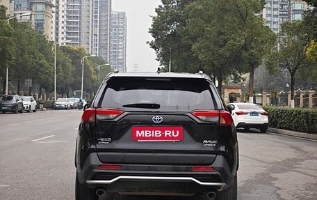 Toyota RAV4, 2021 год, 2 230 000 рублей, 6 фотография