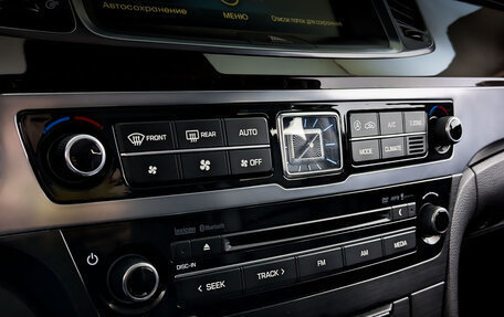 Hyundai Equus II, 2015 год, 1 545 000 рублей, 30 фотография