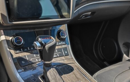 Haval H8, 2015 год, 1 835 000 рублей, 12 фотография