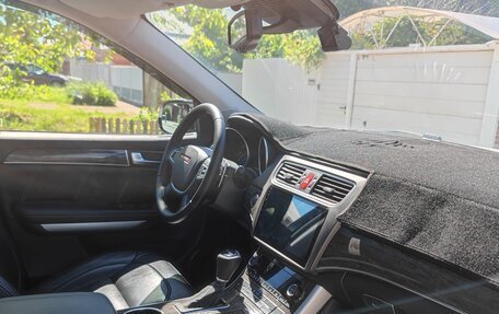 Haval H8, 2015 год, 1 835 000 рублей, 20 фотография