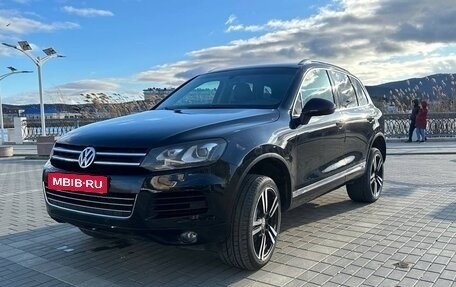 Volkswagen Touareg III, 2011 год, 1 450 000 рублей, 3 фотография