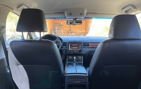 Volkswagen Touareg III, 2011 год, 1 450 000 рублей, 18 фотография
