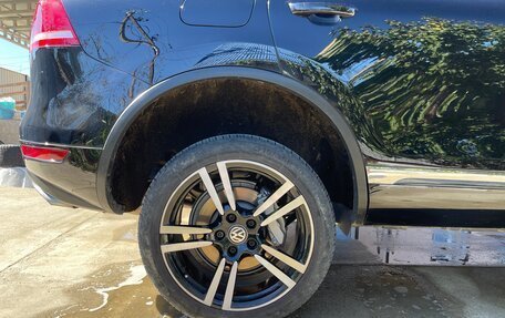 Volkswagen Touareg III, 2011 год, 1 450 000 рублей, 22 фотография