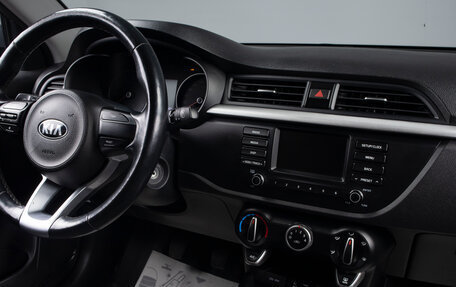 KIA Rio IV, 2018 год, 1 299 000 рублей, 8 фотография