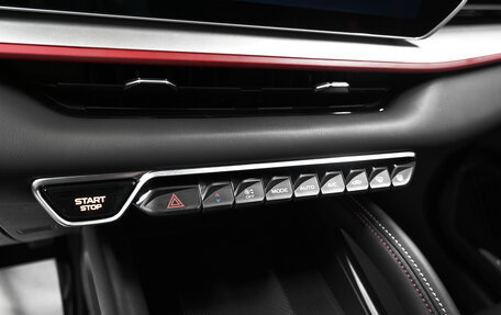 Geely Coolray I, 2023 год, 2 345 000 рублей, 18 фотография