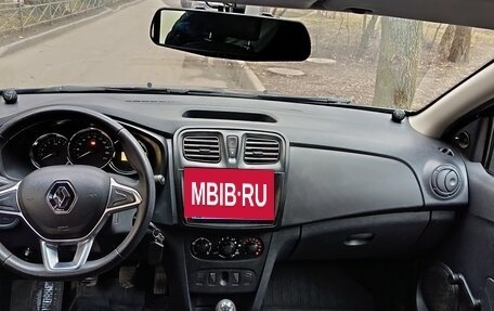 Renault Logan II, 2019 год, 700 000 рублей, 6 фотография