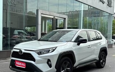 Toyota RAV4, 2022 год, 2 880 000 рублей, 1 фотография