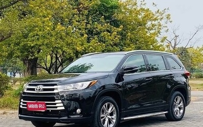 Toyota Highlander III, 2021 год, 2 890 000 рублей, 1 фотография