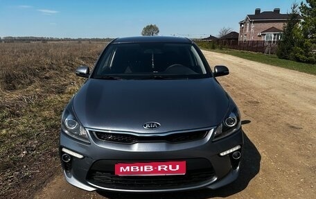 KIA Rio IV, 2018 год, 1 300 000 рублей, 1 фотография