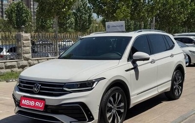 Volkswagen Tiguan II, 2022 год, 2 600 999 рублей, 1 фотография