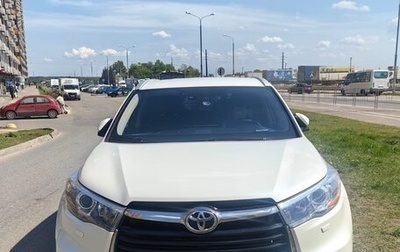 Toyota Highlander III, 2015 год, 3 100 000 рублей, 1 фотография