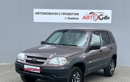 Chevrolet Niva I рестайлинг, 2017 год, 785 000 рублей, 1 фотография