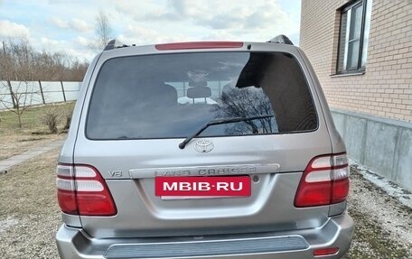Toyota Land Cruiser 100 рестайлинг 2, 2005 год, 2 800 000 рублей, 4 фотография
