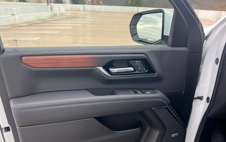 GMC Yukon IV, 2025 год, 18 380 000 рублей, 10 фотография