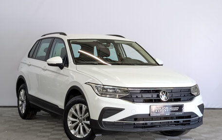 Volkswagen Tiguan II, 2021 год, 1 870 000 рублей, 3 фотография